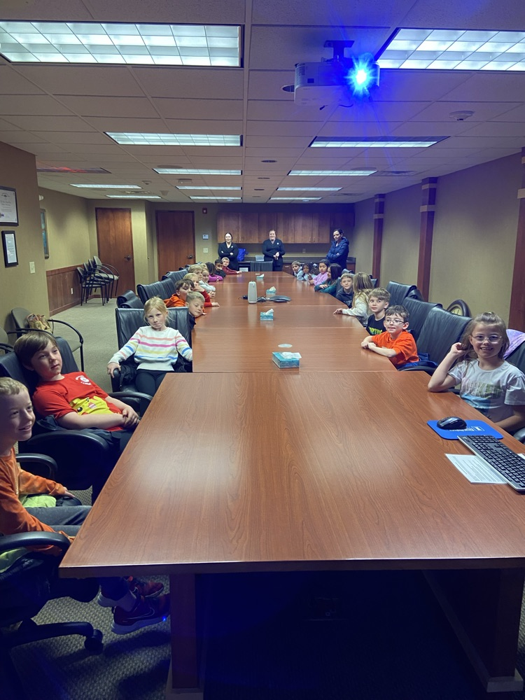 Thank you First Dakota National Bank for giving our second graders at Beadle an amazing tour! They had so much fun and were excited to run into Tom from Junior Achievement!  