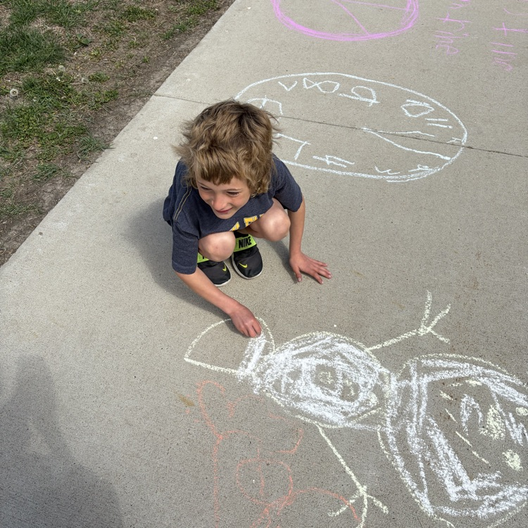Beadle second graders, in Mrs. Vlasman's class, enjoyed glow day and sidewalk chalk this week