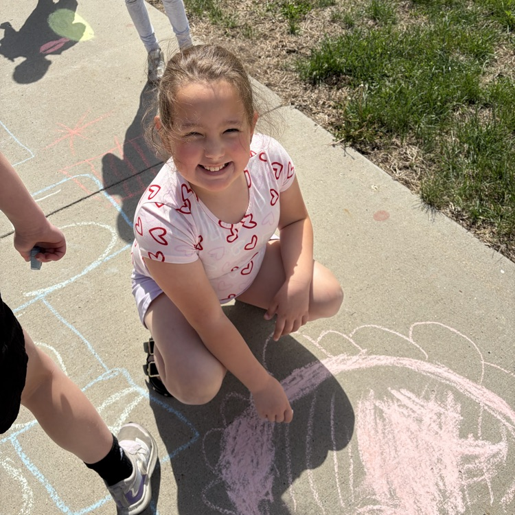 Beadle second graders, in Mrs. Vlasman's class, enjoyed glow day and sidewalk chalk this week