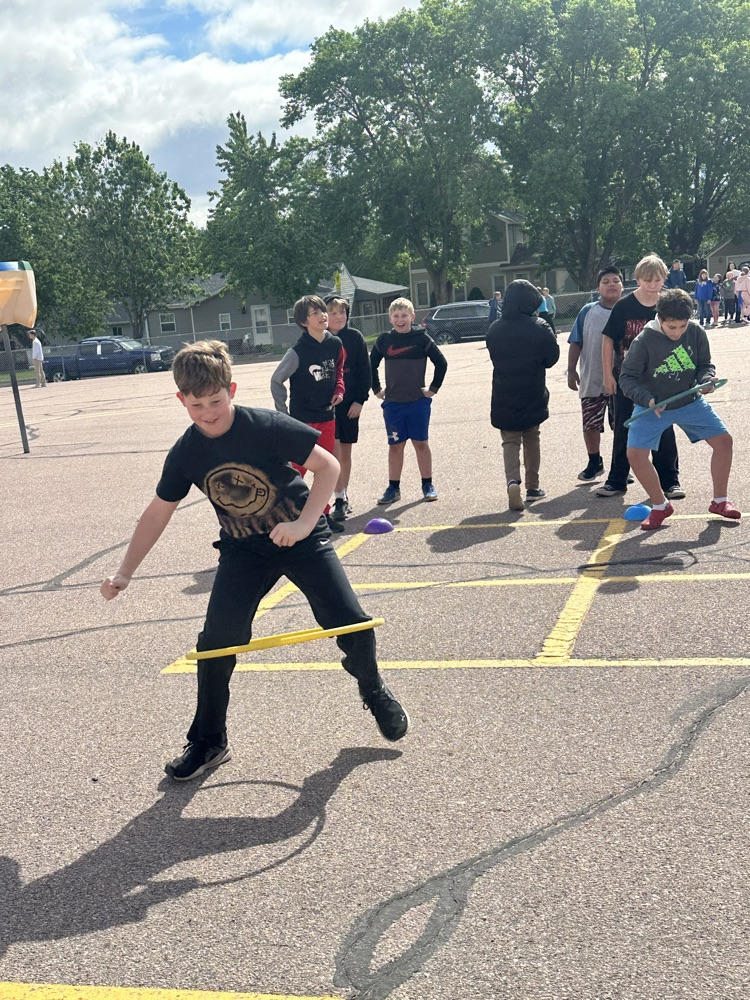 Mrs. Sayler's 5th graders had a blast on their very last day of elementary school!