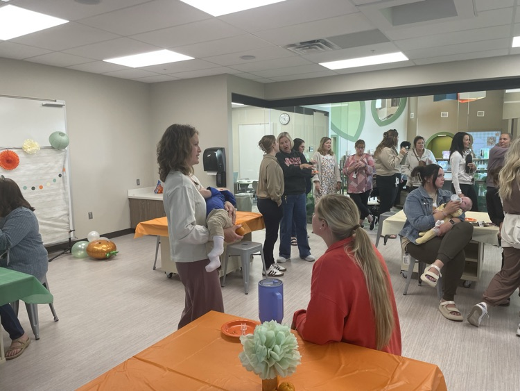 baby shower mingling