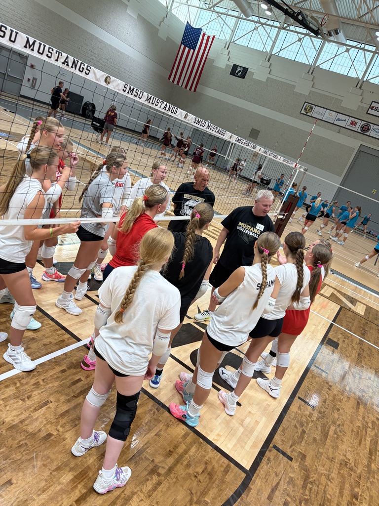 SMSU  VB Team Camp