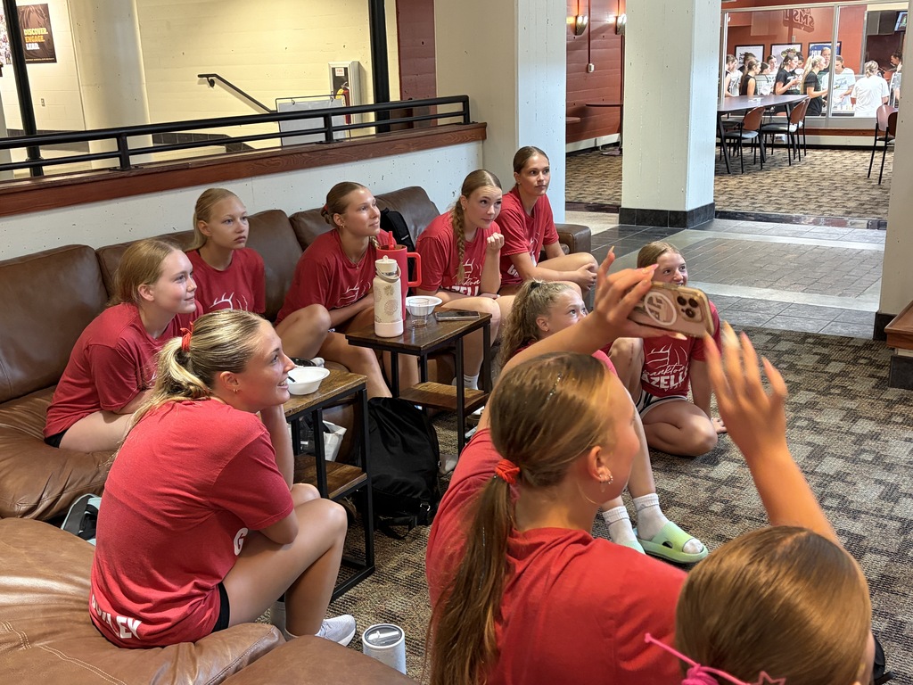 SMSU  VB Team Camp