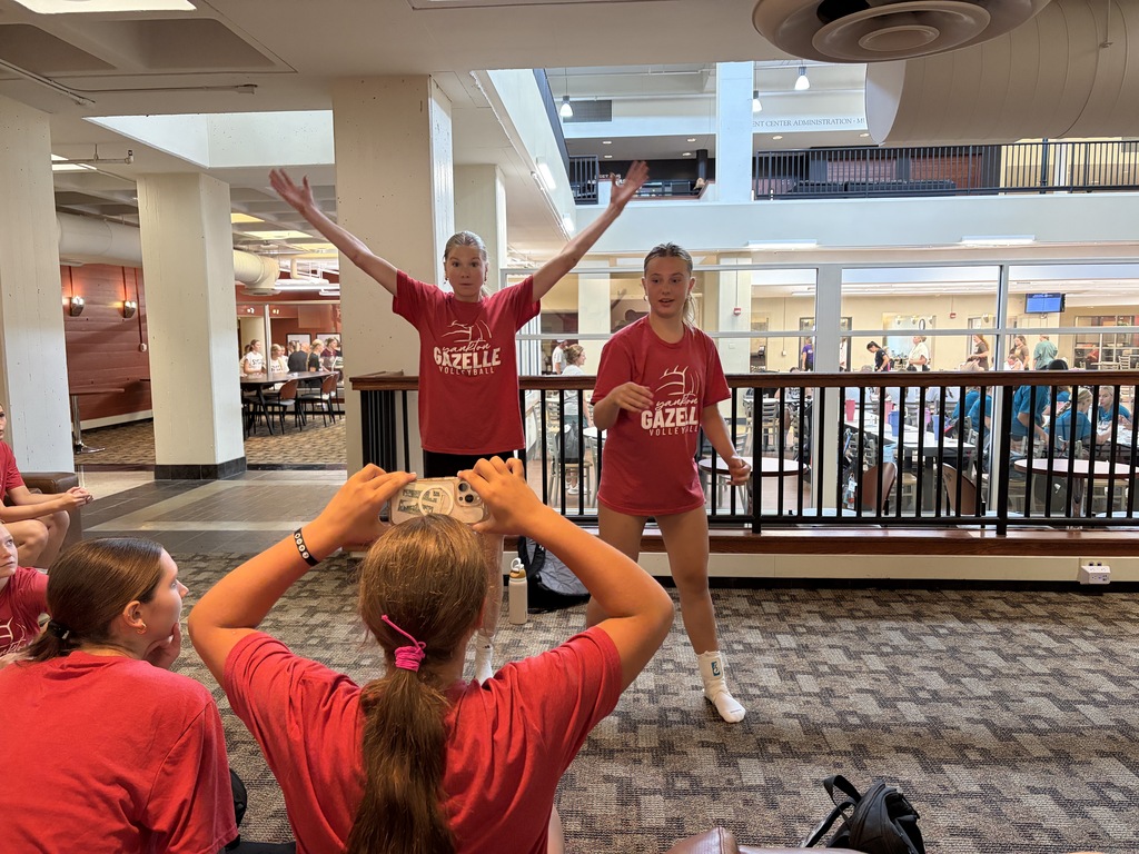 SMSU  VB Team Camp