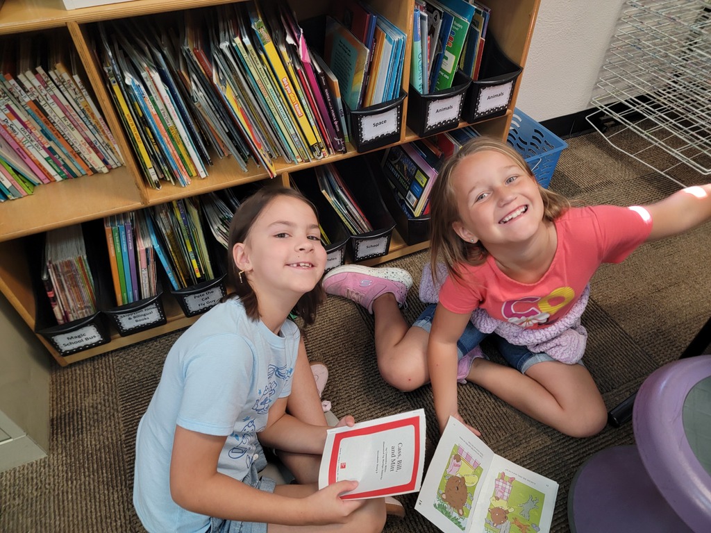 Students reading.