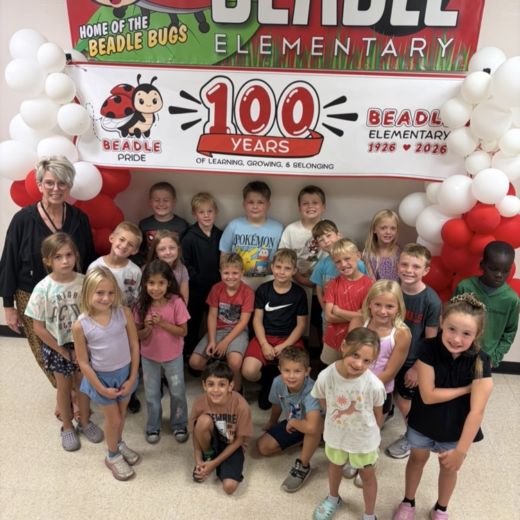 Mrs.Vlasman's 2nd grade celebrating the start of Beadle's 100th year.