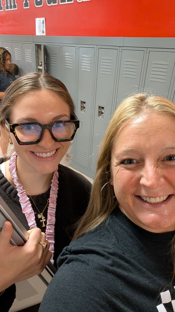 Sydney Altenburg and Sarah Shortbull @YMS
