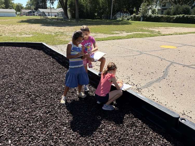 Mrs. Krommenhoek’s second graders went on a “WalkSTEM Tour” to observe and explore the various properties of our playground equipment! 