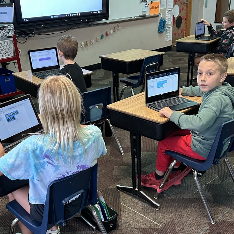 kids typing