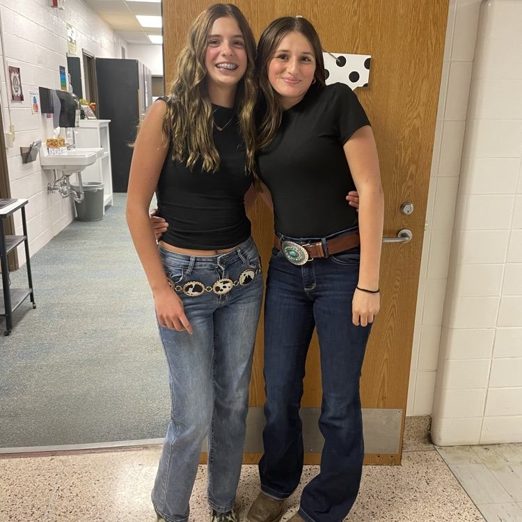 Twinning at YMS!