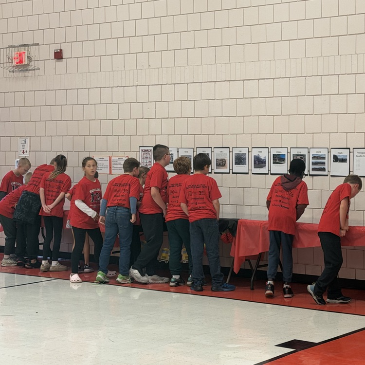 Mrs. Lukkes's fourth grade class had a blast celebrating 100 years of Beadle! 