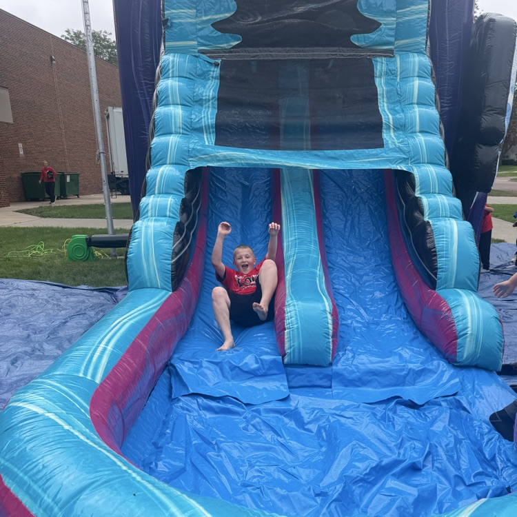 Mrs. Lukkes's fourth grade class had a blast celebrating 100 years of Beadle! 