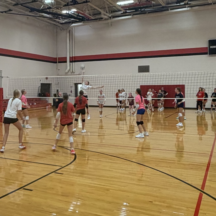 Gazelle volleyball players coming together to celebrate Homecoming and building the program. YHS Gazelles led the sixth, seventh, and eighth grade practice by sharing their knowledge and love of volleyball!