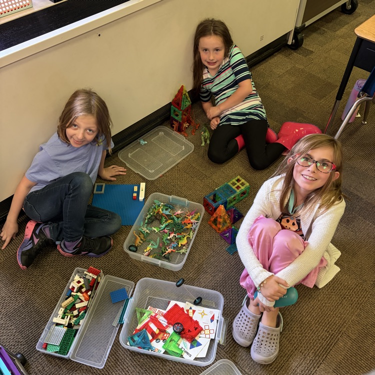 Rainy day fun in Mrs. Vlasman's 2nd grade class at Beadle.