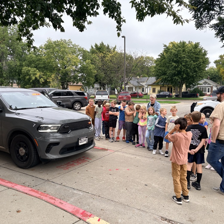 Thank you to YPD, the Sheriff's Department and the court house for a fabulous field trip. Beadle 2nd graders had so much fun learning about law enforcement and participating in a mock trial.