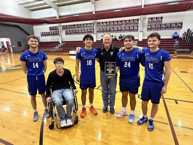 senior basketball players