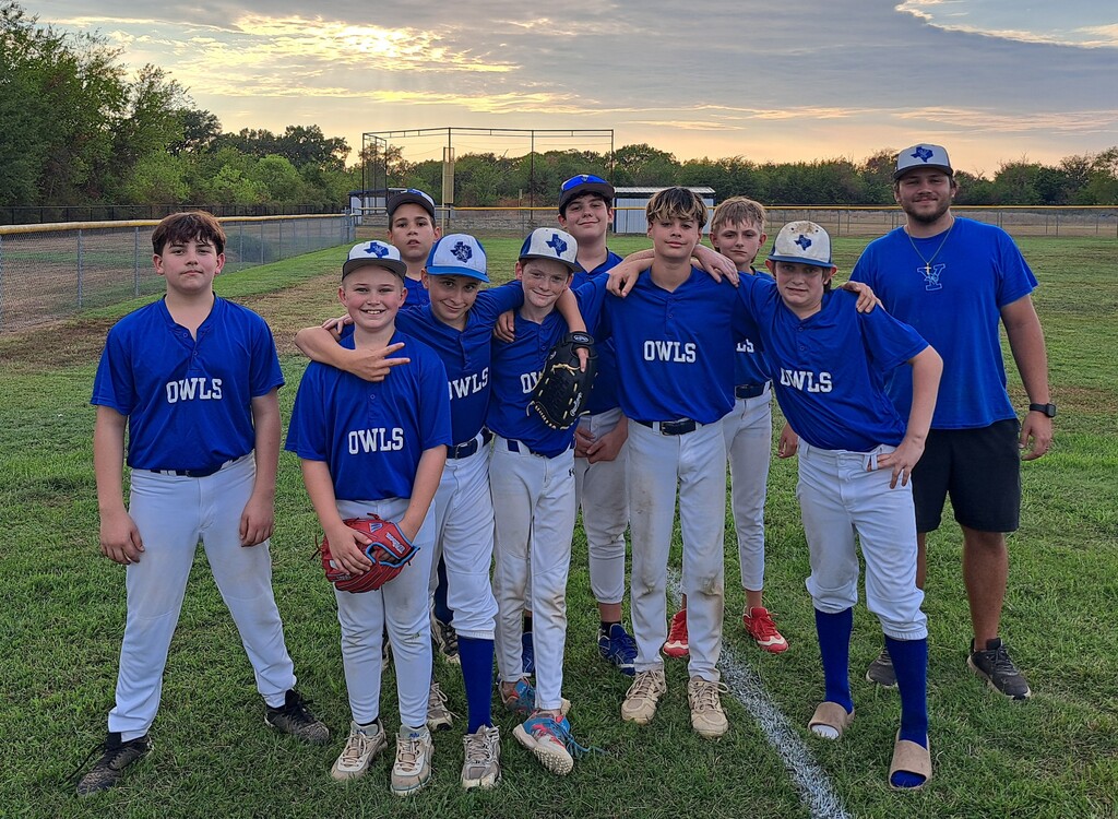 group of boys on baseball team