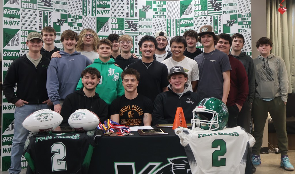 Kobyn with football team