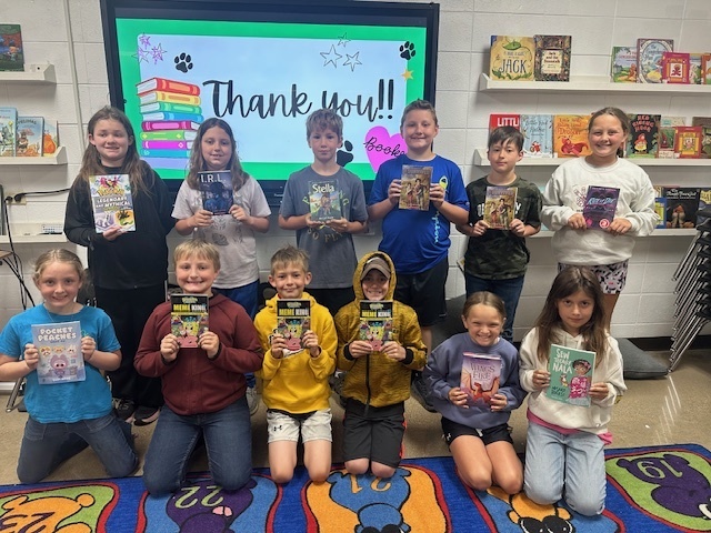 Elementary students gifted with books