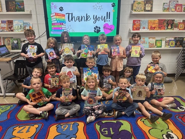 Elementary students gifted with books