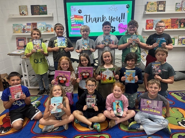 Elementary students gifted with books