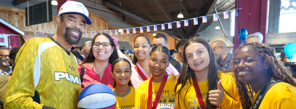 Knicks Superstar Walt Frazier Salutes YMA State Champions