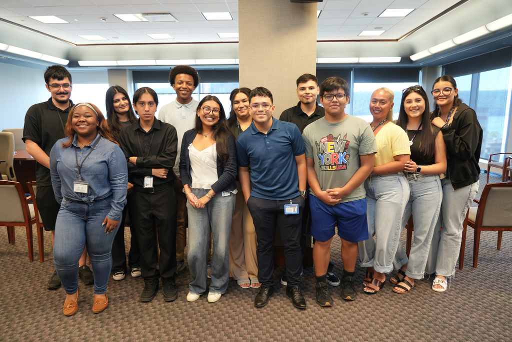 2025 Summer Intern Luncheon 5