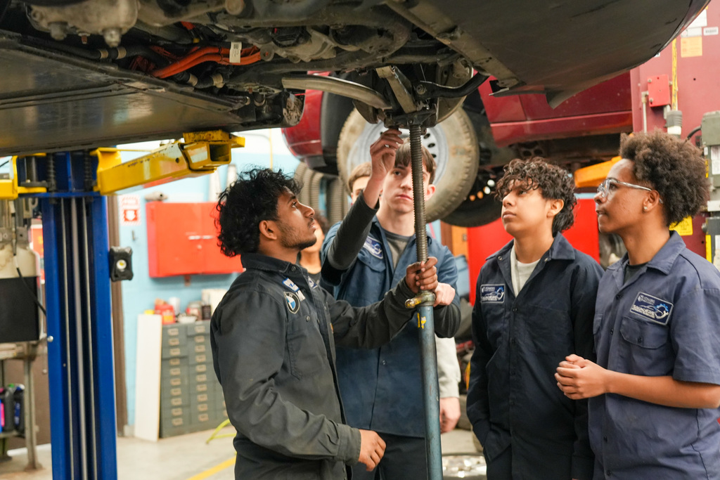 Bronx Community College Visits Saunders High School 7