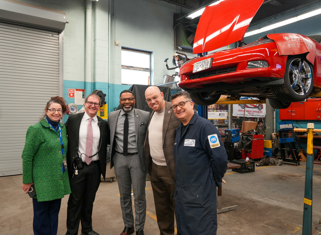 Bronx Community College Visits Saunders High School 9