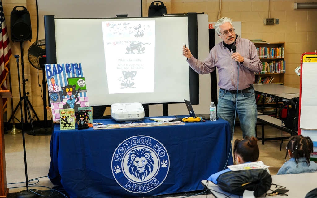 Author Nick Bruel Visits School 30 3