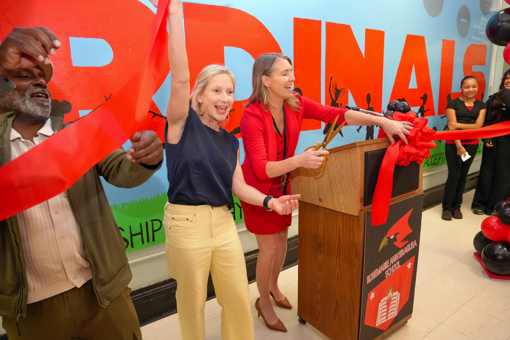 Mural Unveiling at the Rosemarie Ann Siragusa School 