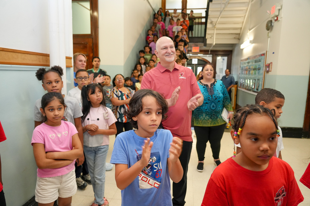 Mural Unveiling at the Rosemarie Ann Siragusa School 