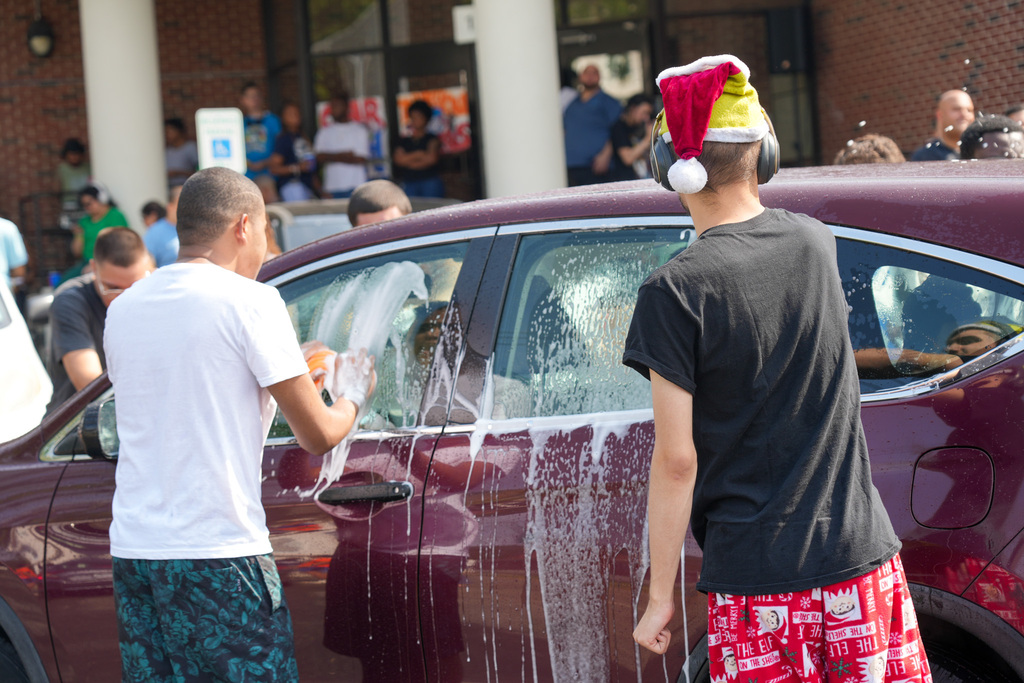 ESY Car Wash at YMA