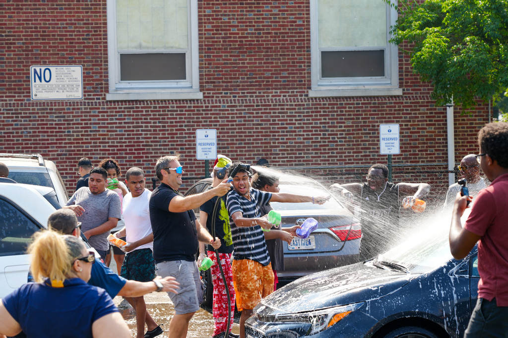 ESY Car Wash at YMA