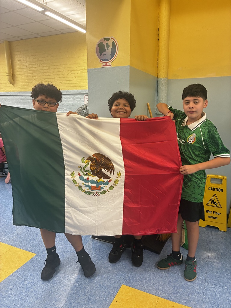 🌎 Students at Justice Sonia Sotomayor Community School and School 23 proudly represented their heritage!