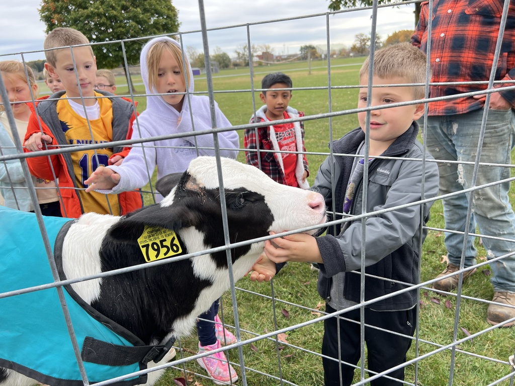 Ameson Dairy Farm visit to elementary school
