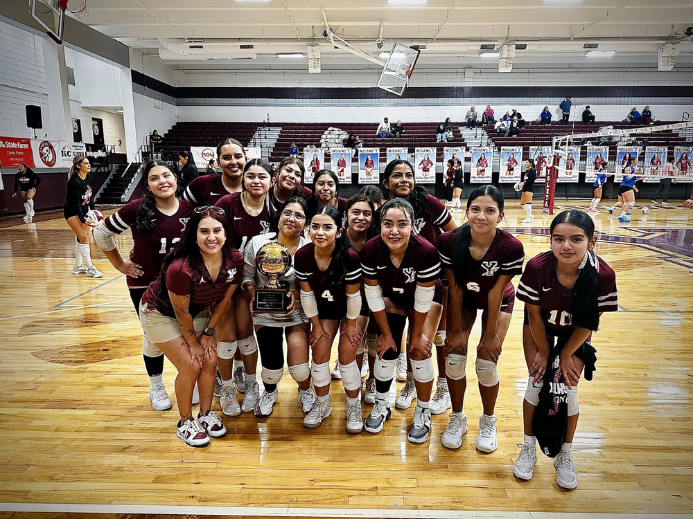 Team picture of volleyball girls