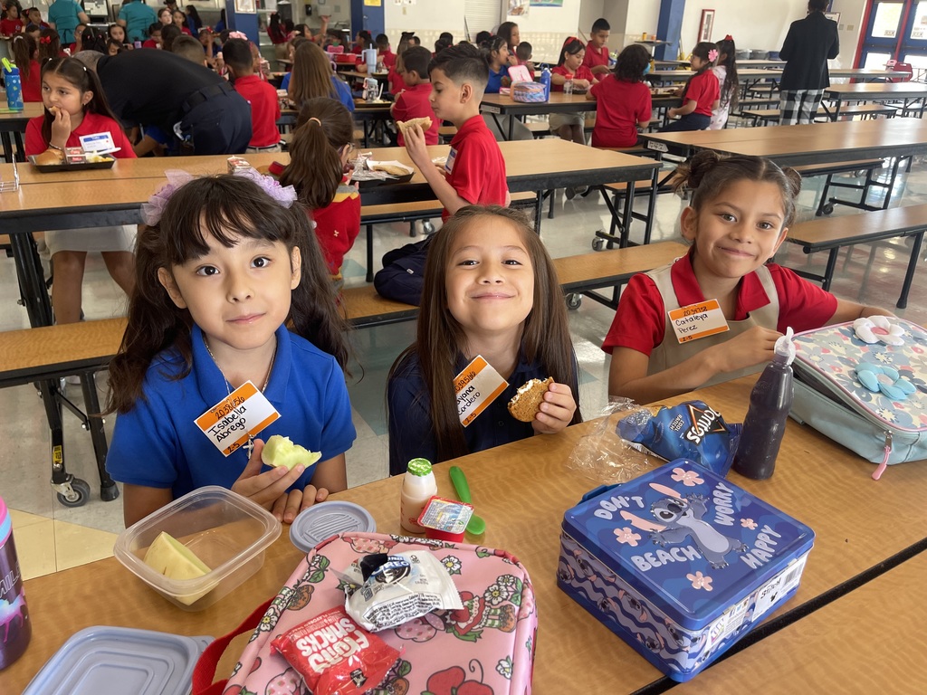 Students eating lunch on the first day of school