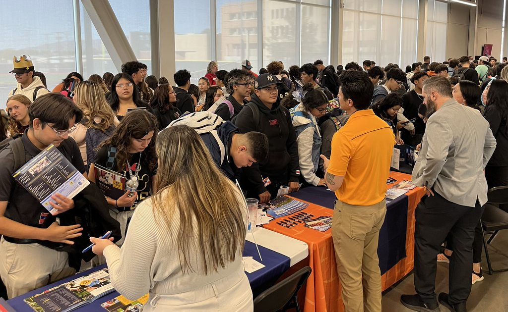Lots of choices and options when planning your future! Today, Bel Air high school students had the opportunity to meet and gather information from countless college representatives at our college fair!