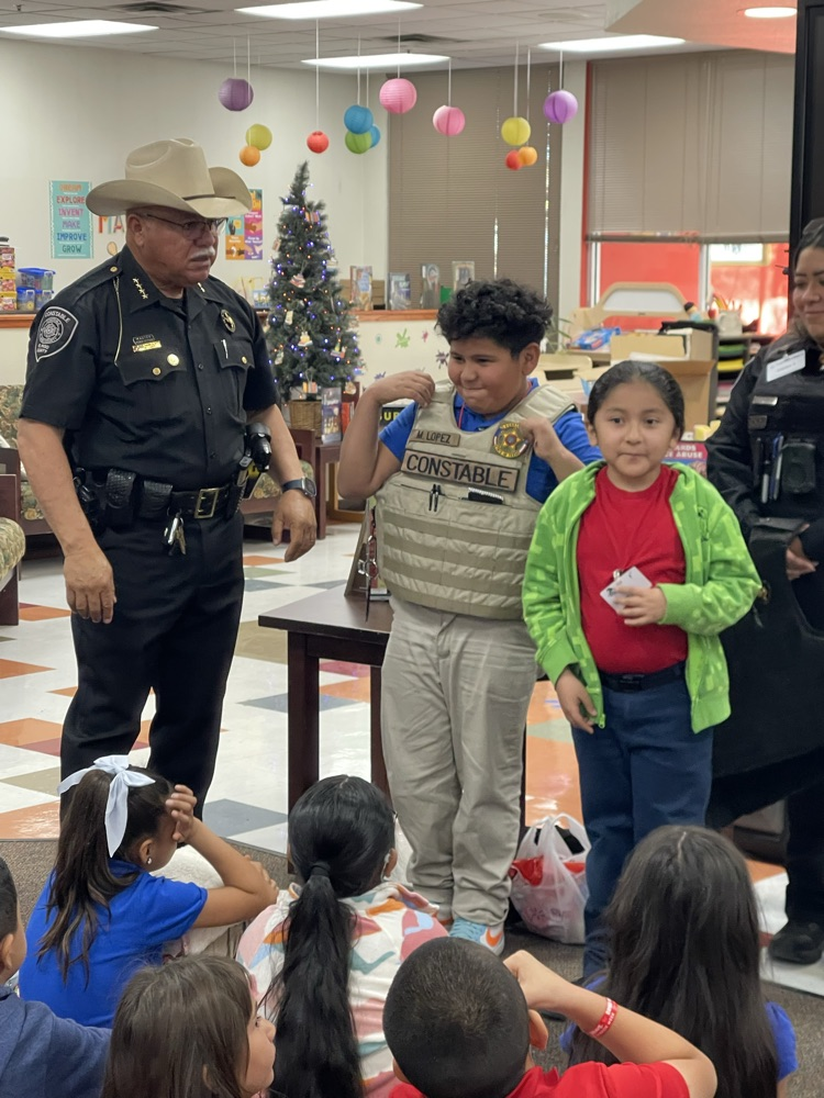 Constable Lopez visits Loma Terrace