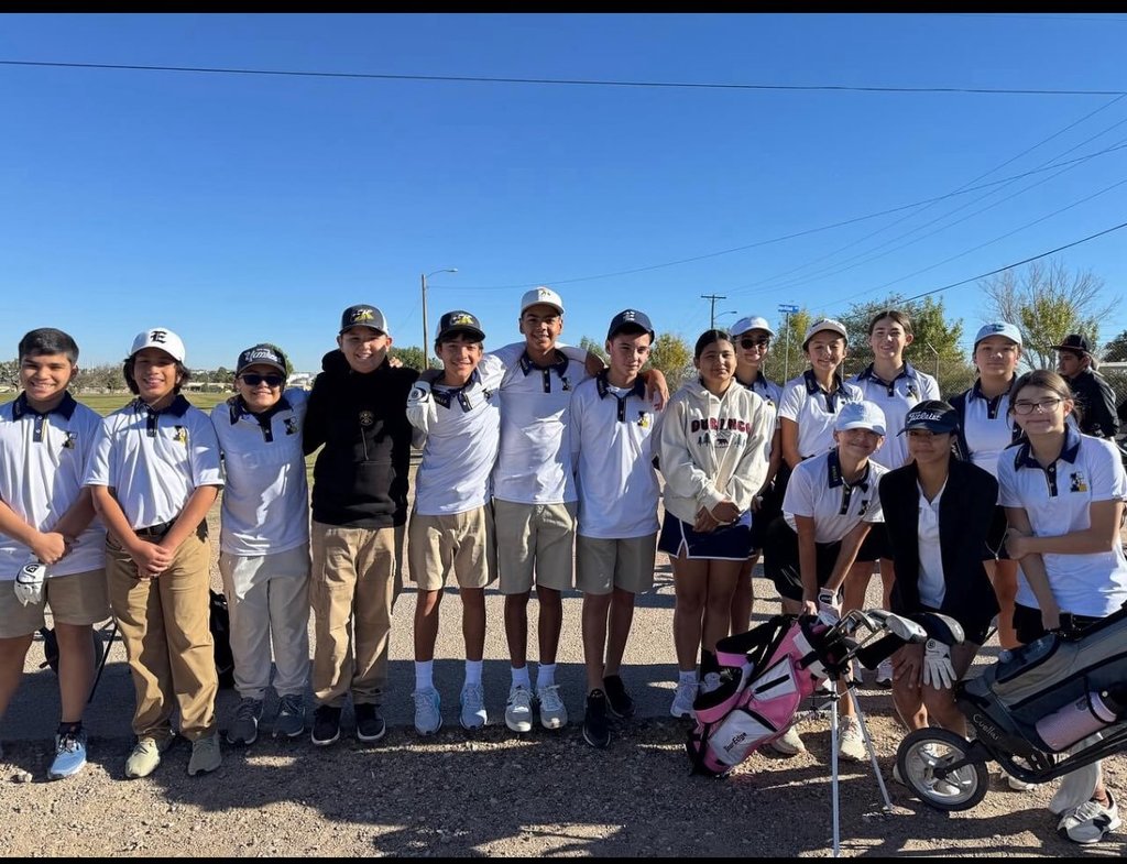 Photo of EKIS golf players at a tournament.