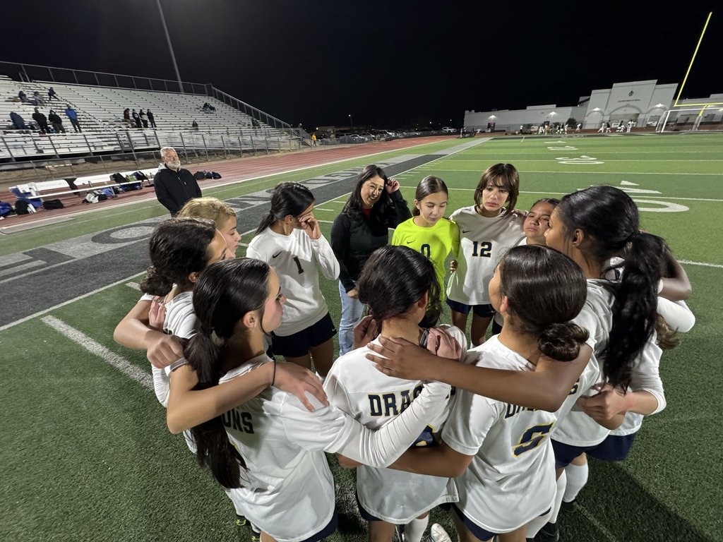 Photo of EKIS girls soccer players.