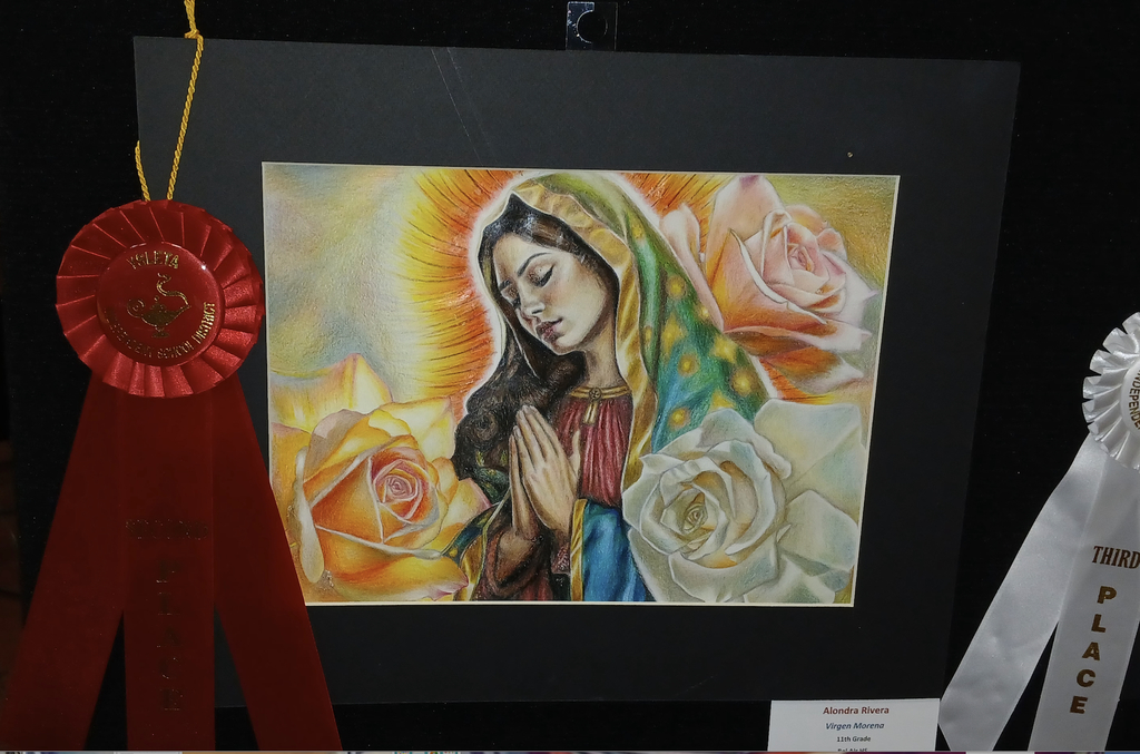 Bel Air Art does it again!  congratulations Alondra Rivera for winning 2nd Place in this years Virgen de Guadalupe Art Contest with her piece "Virgen Morena" (colored pencil).