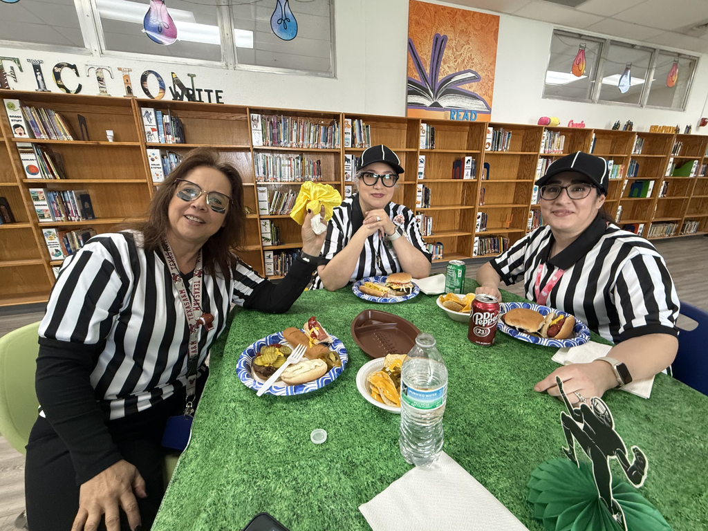 EKIS teachers enjoying a lunch provided by EKIS PTA.