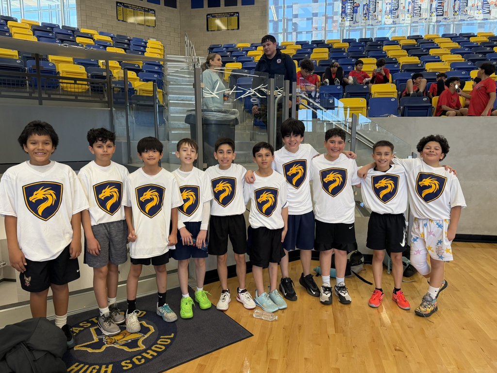 Photo of EKIS 6th-grade students at an intramural competition.