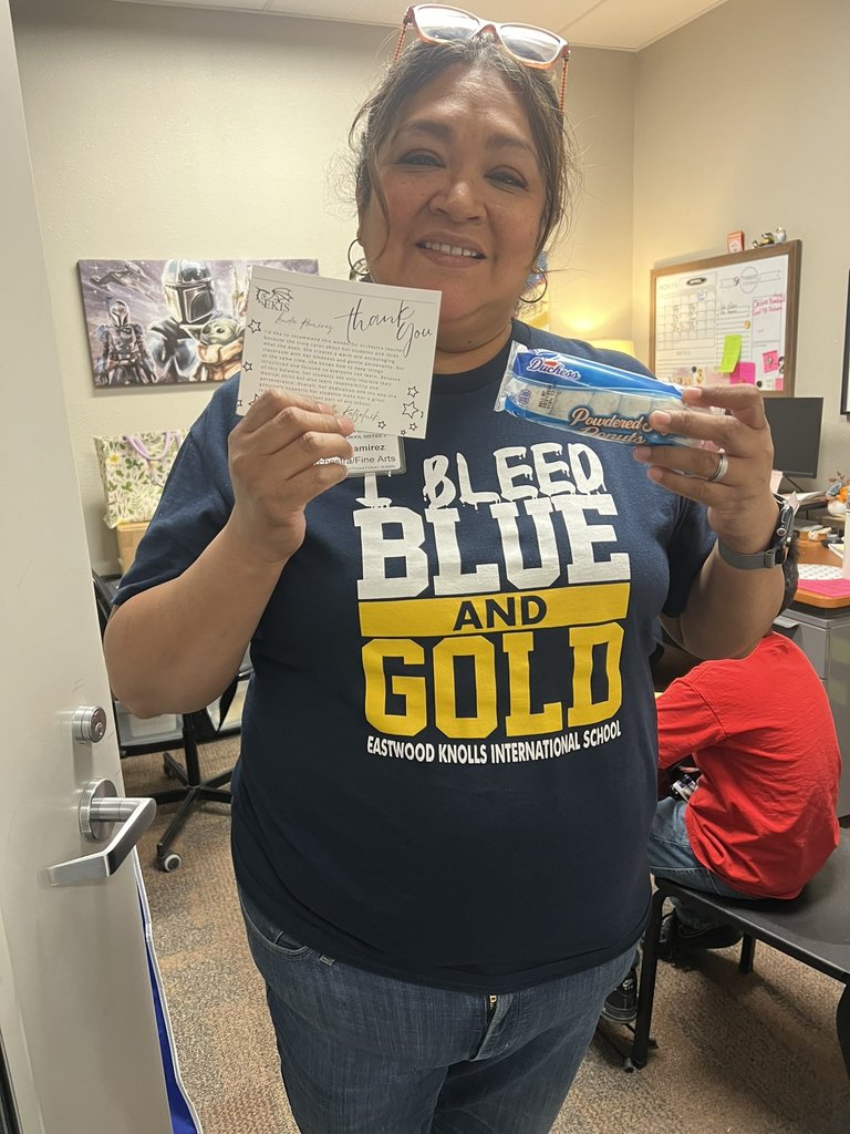 Photo of EKIS staff member receiving a shout out from the community.