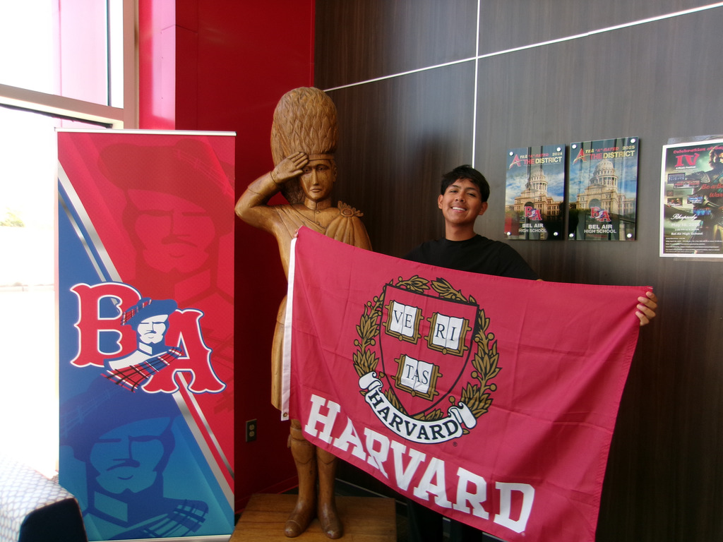 We’re so proud of our Highlander, Franky Molina, for being admitted to both Harvard and Yale!  Your hard work and dedication continue to inspire us all. Congratulations, Franky!