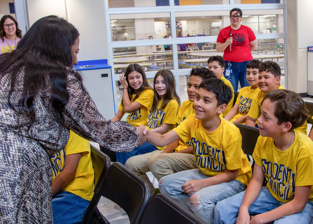 Scotsdale ES Student Council honored by Councilwomen Rocha.
