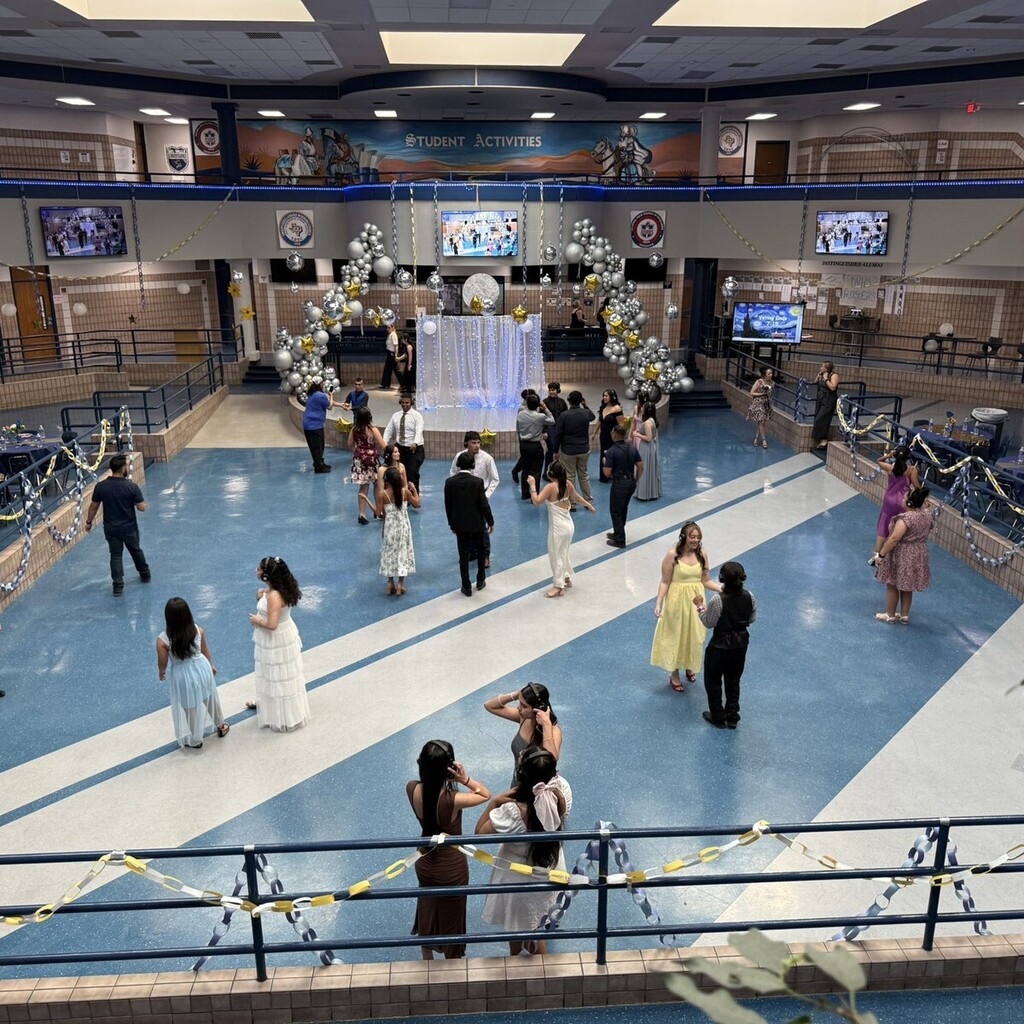 silent prom students dancing in commons of DVHS