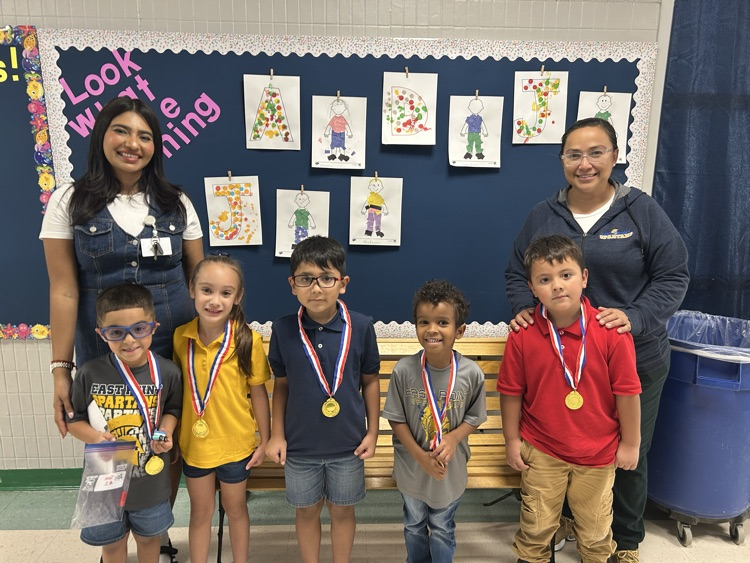 STEM challenge winners! Mrs. Reyes’ class with five of our winners accompanied by Ms. Tapia our math and science instructional coach